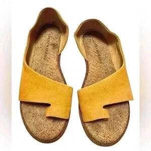 Lucky Brand Sandals 6.5M Yellow Falinda Flat Ballet Toe Ring Design Slip On